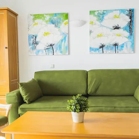 Benalbeach Sea Front Apartment *