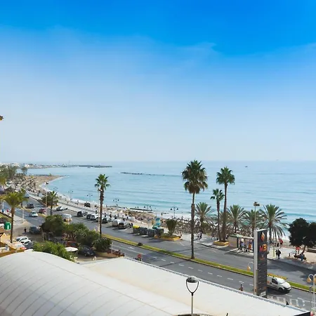 Benalbeach Sea Front 아파트 *
